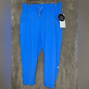 Brand New! Lululemon Free Fall Crop